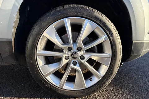 DG68UKJ Škoda Karoq 1.6 TDI SE L DSG Euro 6 (s/s) 5dr Thumbnail #10