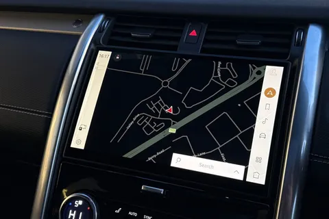 12 of 49 for Land Rover Discovery 3.0 D300 Dynamic SE 5dr