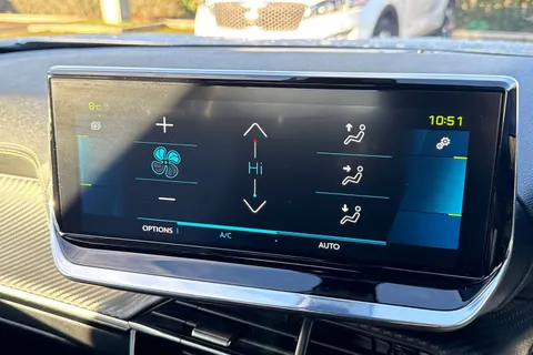 PK71BKY PEUGEOT e-2008 50kWh GT Premium Auto 5dr Thumbnail #23