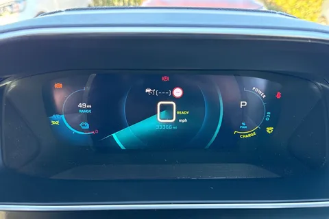 PK71BKY PEUGEOT e-2008 50kWh GT Premium Auto 5dr Thumbnail #44