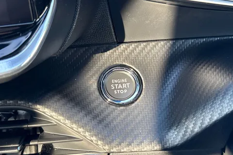 PK71BKY PEUGEOT e-2008 50kWh GT Premium Auto 5dr Thumbnail #45