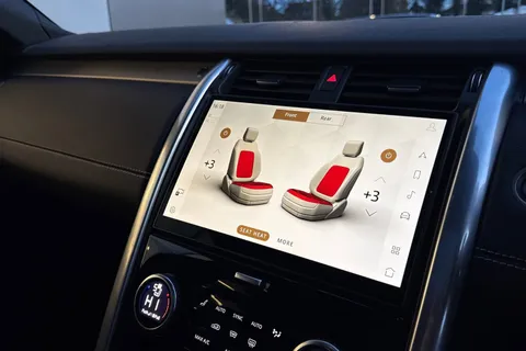 41 of 49 for Land Rover Discovery 3.0 D300 Dynamic SE 5dr