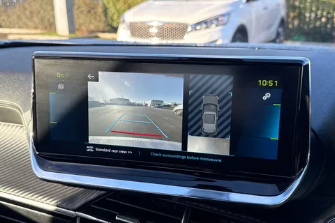 PK71BKY PEUGEOT e-2008 50kWh GT Premium Auto 5dr Thumbnail #58