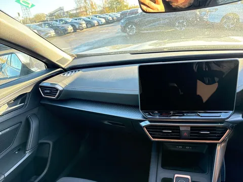 CUPRA Formentor 1.5 eTSI V2 DSG Euro 6 (s/s) 5dr Thumbnail #15