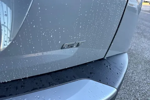 OV24NMK PEUGEOT e-2008 50kWh GT Auto 5dr (7kW Charger) Thumbnail #35