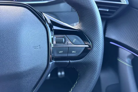 OV24NMK PEUGEOT e-2008 50kWh GT Auto 5dr (7kW Charger) Thumbnail #40