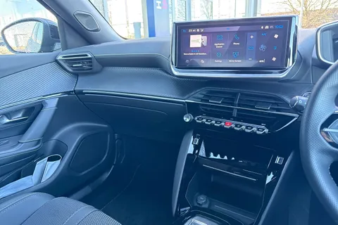 OV24NMK PEUGEOT e-2008 50kWh GT Auto 5dr (7kW Charger) Thumbnail #43