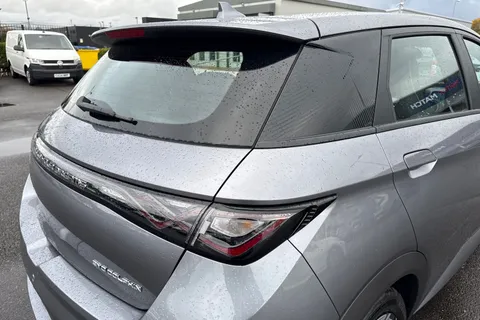 BYD Dolphin 60.48kWh Comfort Auto 5dr Thumbnail #32