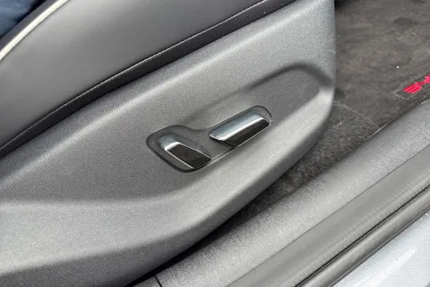 BYD Dolphin 60.48kWh Comfort Auto 5dr Thumbnail #61