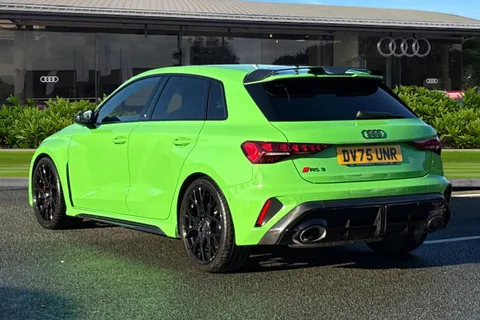 DV75UNR Audi RS 3 2.5 TFSI Carbon Black Sportback S Tronic quattro Euro 6 (s/s) 5dr Thumbnail #3