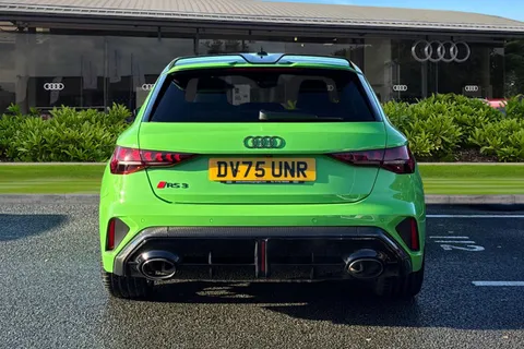 DV75UNR Audi RS 3 2.5 TFSI Carbon Black Sportback S Tronic quattro Euro 6 (s/s) 5dr Thumbnail #5
