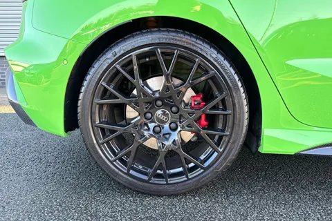 DV75UNR Audi RS 3 2.5 TFSI Carbon Black Sportback S Tronic quattro Euro 6 (s/s) 5dr Thumbnail #12