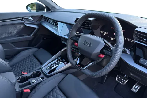 DV75UNR Audi RS 3 2.5 TFSI Carbon Black Sportback S Tronic quattro Euro 6 (s/s) 5dr Thumbnail #14