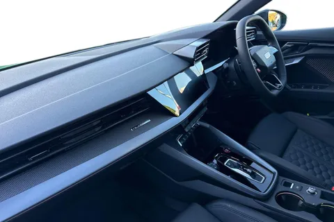 DV75UNR Audi RS 3 2.5 TFSI Carbon Black Sportback S Tronic quattro Euro 6 (s/s) 5dr Thumbnail #15