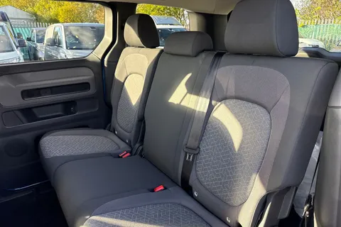 CX75JZH Volkswagen ID. Buzz Pro 79kWh Life MPV 5dr Electric Auto (SWB, 5Seat) (286 ps) Thumbnail #18