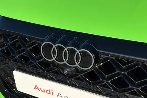 DV75UNR Audi RS 3 2.5 TFSI Carbon Black Sportback S Tronic quattro Euro 6 (s/s) 5dr Thumbnail #25