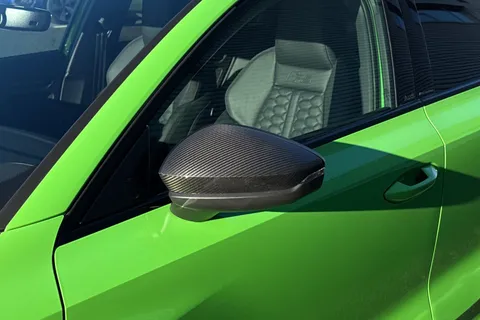 DV75UNR Audi RS 3 2.5 TFSI Carbon Black Sportback S Tronic quattro Euro 6 (s/s) 5dr Thumbnail #26