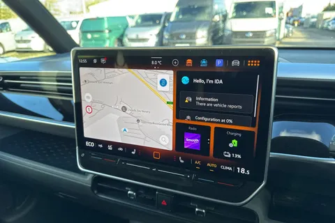 CX75JZH Volkswagen ID. Buzz Pro 79kWh Life MPV 5dr Electric Auto (SWB, 5Seat) (286 ps) Thumbnail #33