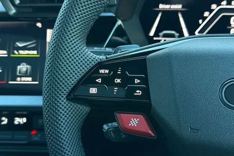 DV75UNR Audi RS 3 2.5 TFSI Carbon Black Sportback S Tronic quattro Euro 6 (s/s) 5dr Thumbnail #40