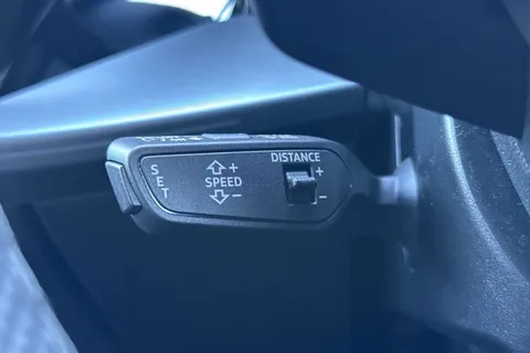 DV75UNR Audi RS 3 2.5 TFSI Carbon Black Sportback S Tronic quattro Euro 6 (s/s) 5dr Thumbnail #41