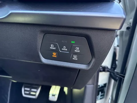  CUPRA Leon 1.5 eTSI V2 DSG Euro 6 (s/s) 5dr Thumbnail #31