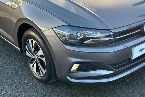 9 of 43 for Volkswagen Polo 1.0 EVO SE 5dr | Parking Sensors | App Connect