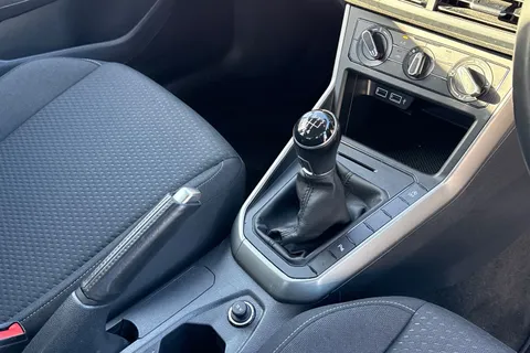 23 of 43 for Volkswagen Polo 1.0 EVO SE 5dr | Parking Sensors | App Connect