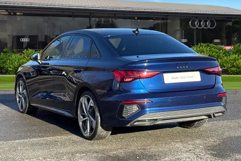 KR73NWE Audi A3 Black Edition 35 TFSI  150 PS S tronic Thumbnail #3