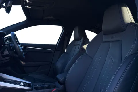 KR73NWE Audi A3 Black Edition 35 TFSI  150 PS S tronic Thumbnail #17