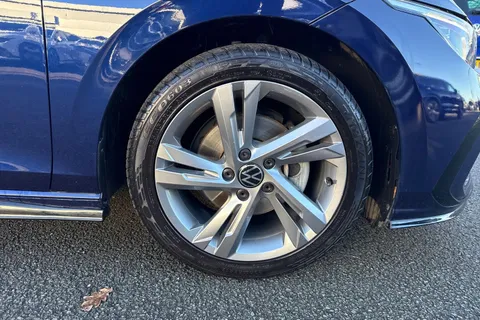 YB70HRR Volkswagen Golf 1.5 TSI 150 R-Line 5dr | App Connect | ACC Thumbnail #10