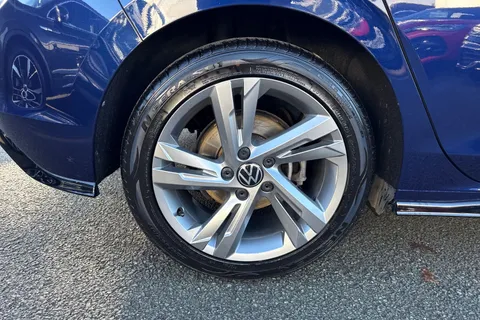 YB70HRR Volkswagen Golf 1.5 TSI 150 R-Line 5dr | App Connect | ACC Thumbnail #11
