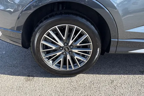 DG75WOM Audi Q3 S line 35 TFSI 150 PS S tronic Thumbnail #13