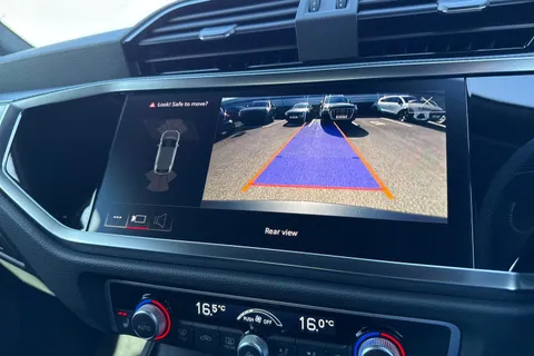 DG75WOM Audi Q3 S line 35 TFSI 150 PS S tronic Thumbnail #32