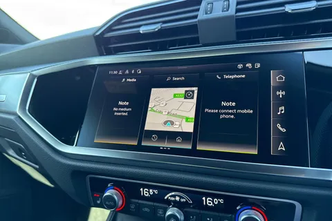 DG75WOM Audi Q3 S line 35 TFSI 150 PS S tronic Thumbnail #33