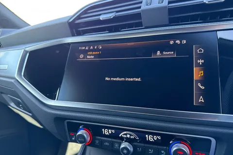 DG75WOM Audi Q3 S line 35 TFSI 150 PS S tronic Thumbnail #37