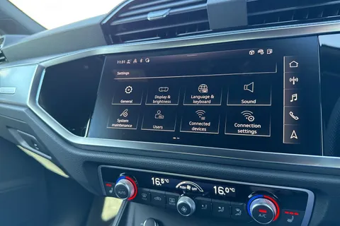 DG75WOM Audi Q3 S line 35 TFSI 150 PS S tronic Thumbnail #48