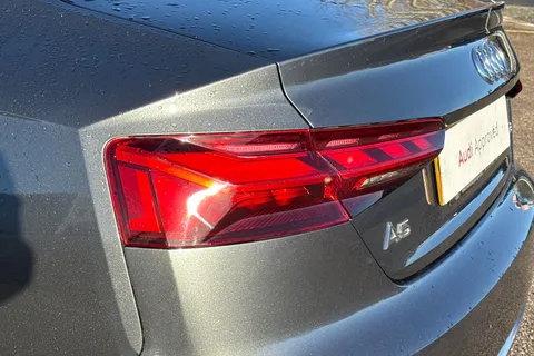 16 of 66 for Audi A5 Coup- S line 35 TFSI 150 PS S tronic