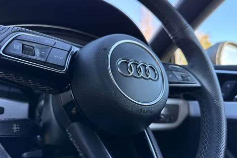 47 of 66 for Audi A5 Coup- S line 35 TFSI 150 PS S tronic