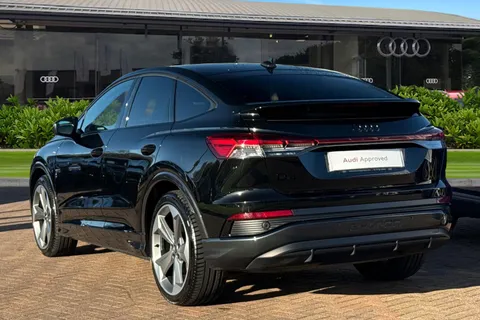 2 of 64 for Audi Q4 e-tron Q4 Sportback Black Edition 45 e-tron 210,00 kW
