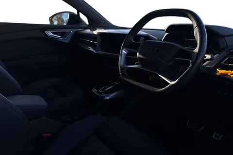 8 of 64 for Audi Q4 e-tron Q4 Sportback Black Edition 45 e-tron 210,00 kW