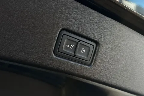 27 of 64 for Audi Q4 e-tron Q4 Sportback Black Edition 45 e-tron 210,00 kW