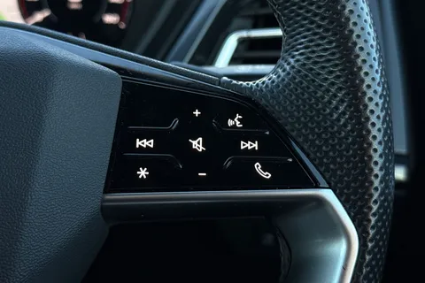 34 of 64 for Audi Q4 e-tron Q4 Sportback Black Edition 45 e-tron 210,00 kW