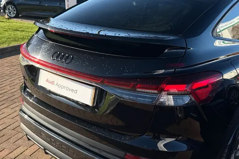 47 of 64 for Audi Q4 e-tron Q4 Sportback Black Edition 45 e-tron 210,00 kW