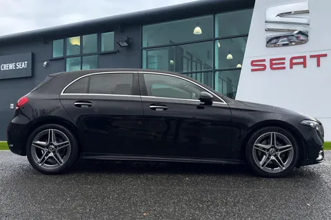YS68XHU Mercedes-Benz A Class 1.3 A200 AMG Line (Premium) 7G-DCT Euro 6 (s/s) 5dr Thumbnail #4