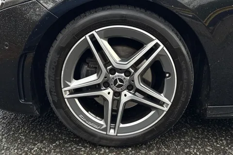 YS68XHU Mercedes-Benz A Class 1.3 A200 AMG Line (Premium) 7G-DCT Euro 6 (s/s) 5dr Thumbnail #11