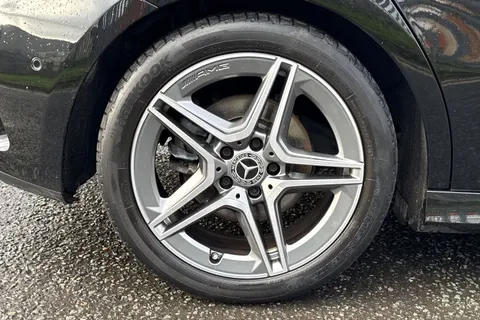 YS68XHU Mercedes-Benz A Class 1.3 A200 AMG Line (Premium) 7G-DCT Euro 6 (s/s) 5dr Thumbnail #13