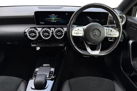YS68XHU Mercedes-Benz A Class 1.3 A200 AMG Line (Premium) 7G-DCT Euro 6 (s/s) 5dr Thumbnail #19