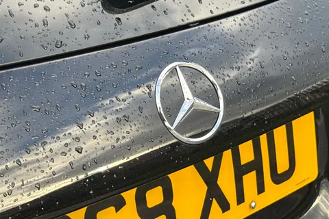 YS68XHU Mercedes-Benz A Class 1.3 A200 AMG Line (Premium) 7G-DCT Euro 6 (s/s) 5dr Thumbnail #29