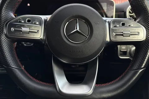 YS68XHU Mercedes-Benz A Class 1.3 A200 AMG Line (Premium) 7G-DCT Euro 6 (s/s) 5dr Thumbnail #36