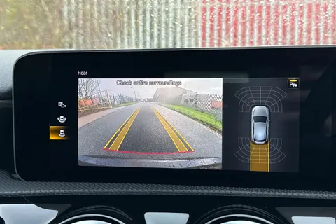 YS68XHU Mercedes-Benz A Class 1.3 A200 AMG Line (Premium) 7G-DCT Euro 6 (s/s) 5dr Thumbnail #39